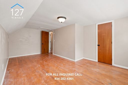 Building Photo - Spacious 4-Bedroom Single Family home with Large Backyard & Ample Storage