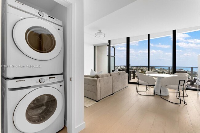 Building Photo - 500 Alton Rd