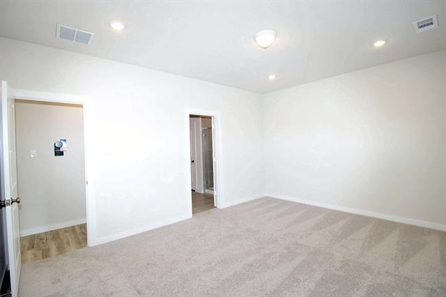 Building Photo - 330 Fire Rock Dr