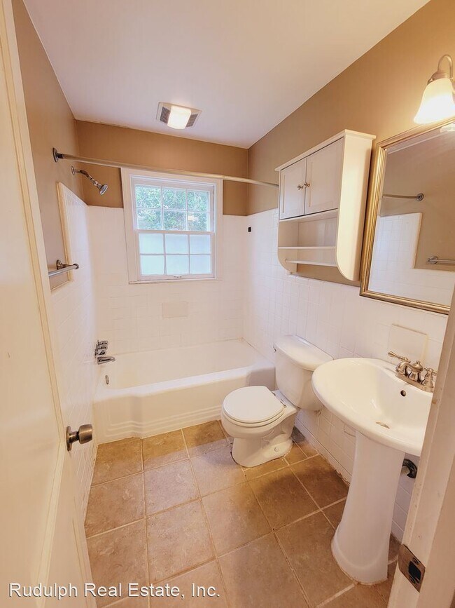 Building Photo - 3 br, 2 bath House - 1317 Dunston Ave