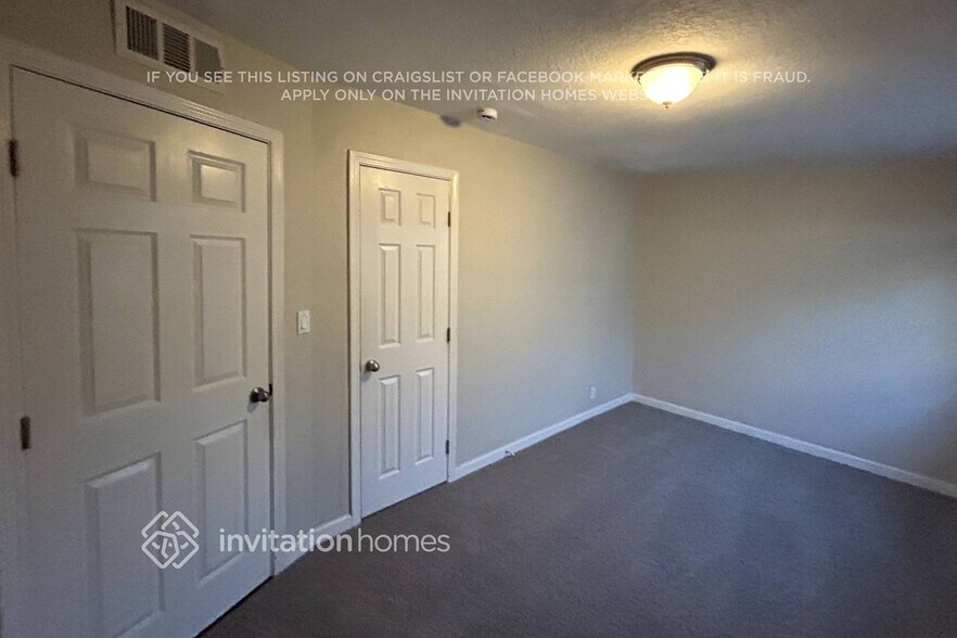 Building Photo - 1401 8th St