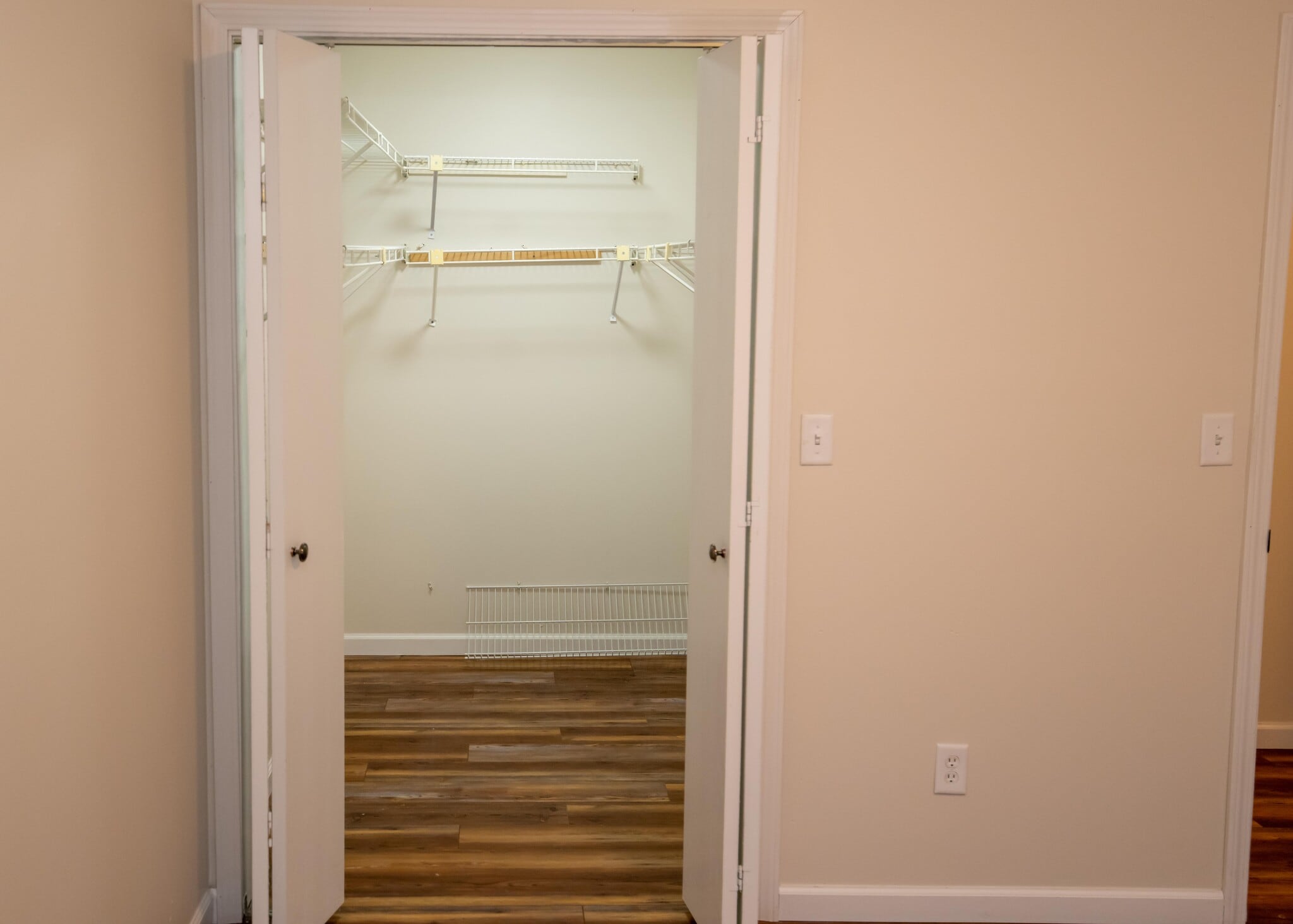 Building Photo - 106 Pierre Pl