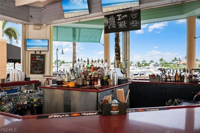 Building Photo - 5706 Cape Harbour Dr