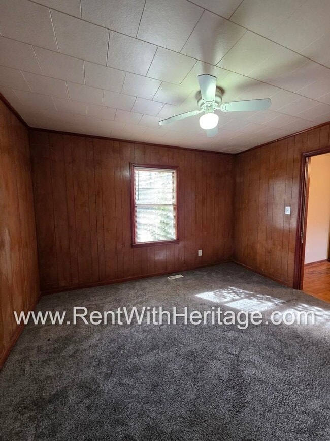 Building Photo - AWESOME RANCH HOME/ TOTAL ELECTRIC /2 LIVINGROOMS / ALMOST HALF ACRE / GREAT LOCATION/ POPULAR BR...