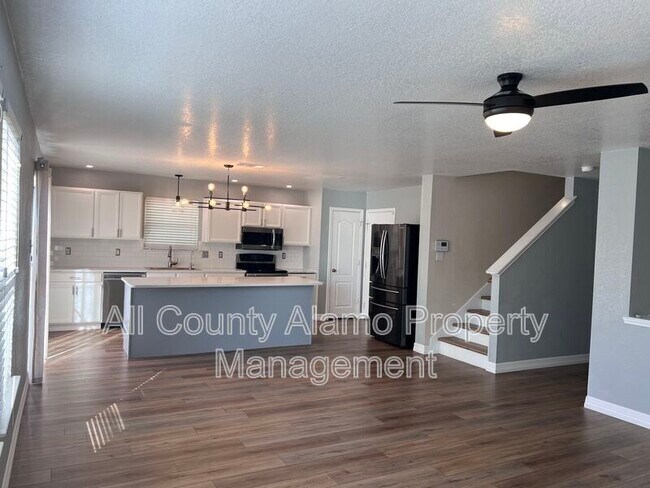 Building Photo - 7431 Cedar Farm