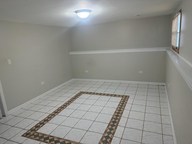 Building Photo - 982 Hastings Ln