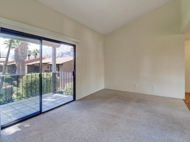 Building Photo - 291 E Mel Ave