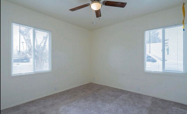 Building Photo - Remodeled 3 bed 2 bath home in Coolidge!
