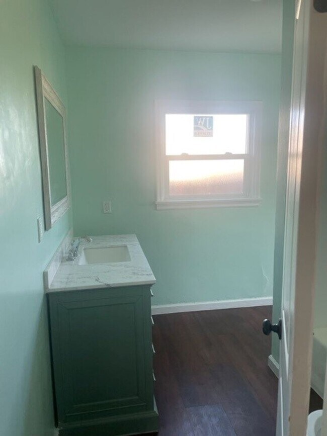 Building Photo - 1315 Washington Ave