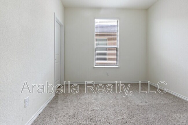 Building Photo - 11766 Black Rose