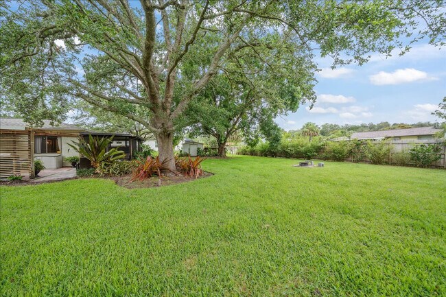 Building Photo - 171 Salmon Dr NE