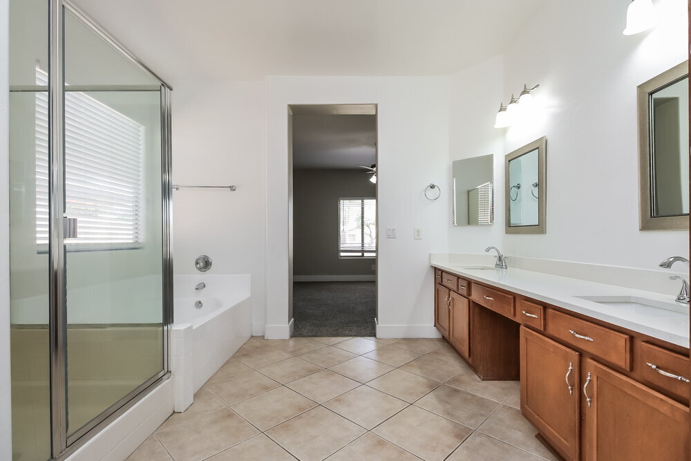 Building Photo - 21264 E Twin Acres Dr