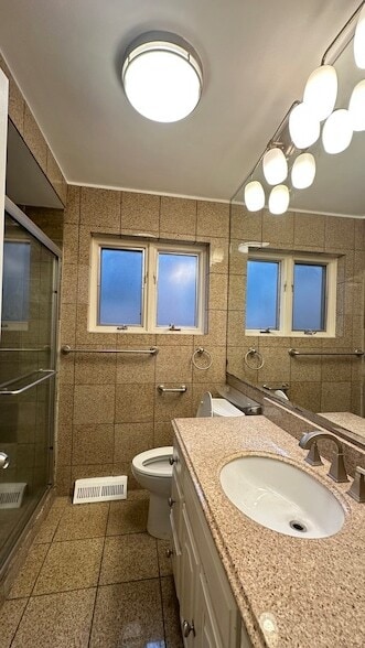 Building Photo - 7520 W Carmen Ave