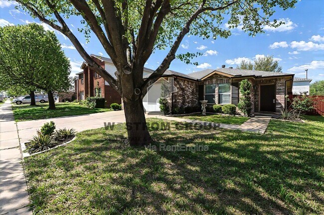 Building Photo - 8732 Polo Dr