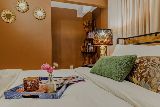 Building Photo - 4203 73rd Ave