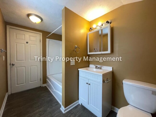 Building Photo - 545 Baltimore Ave