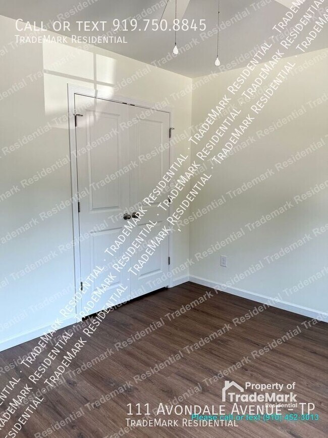 Building Photo - 111 Avondale Ave