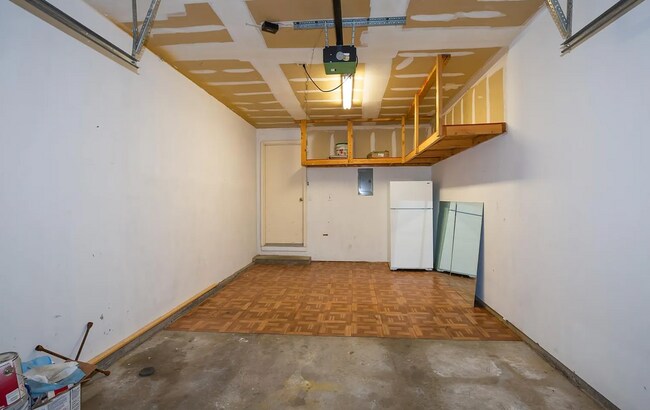 Building Photo - 12513 E Pacific Cir