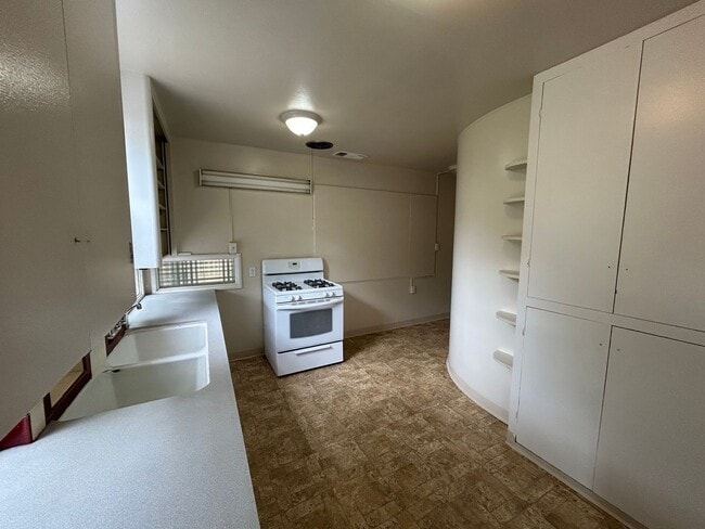 Building Photo - 1153 Arcadian Ave
