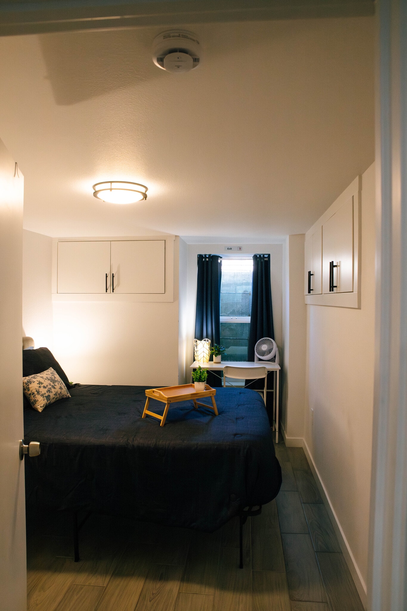 Building Photo - 3805 E 11th St