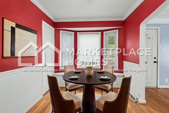 Building Photo - 1130 21st St