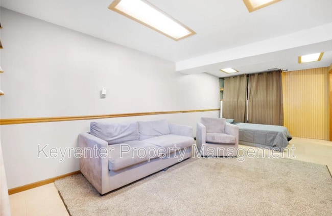 Building Photo - 2714 Cherry Brook Dr