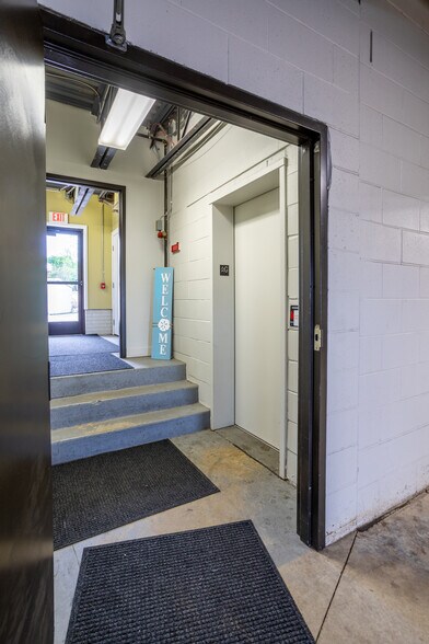 Elevator - 1221 Broad St