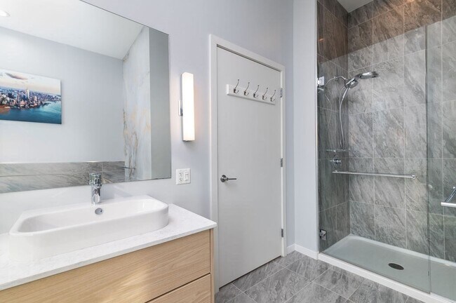 Building Photo - 60 Quincy Shore Dr