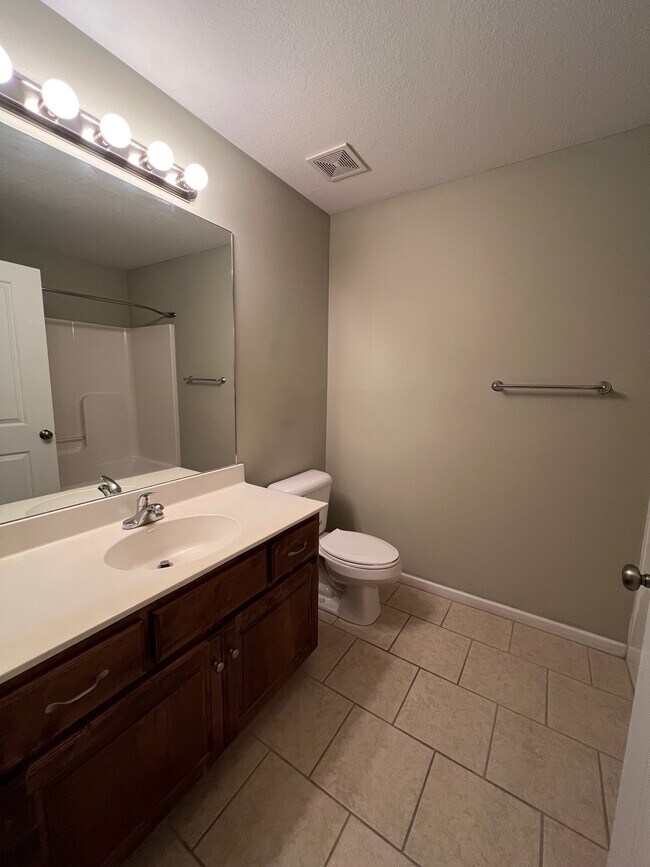 Building Photo - 1106 Kimmy Ln