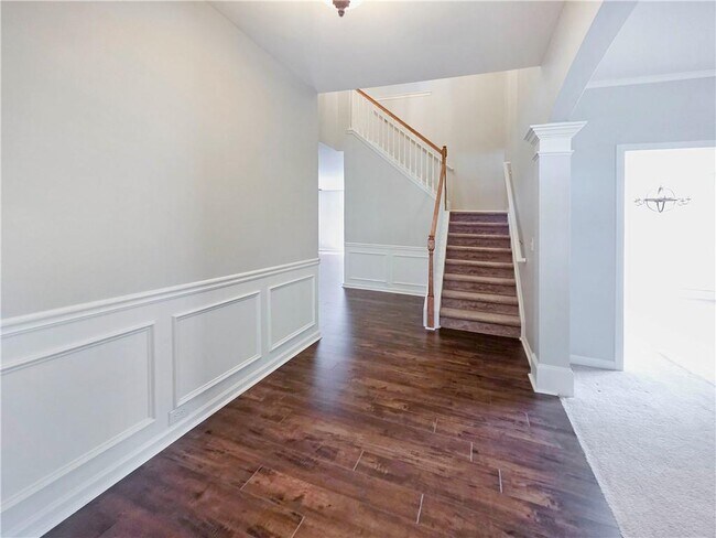 Building Photo - 5425 Fieldfreen Dr