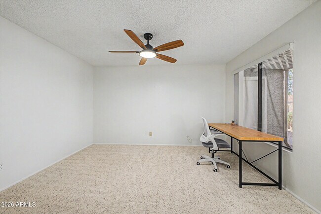 Building Photo - 3510 E Hampton Ave