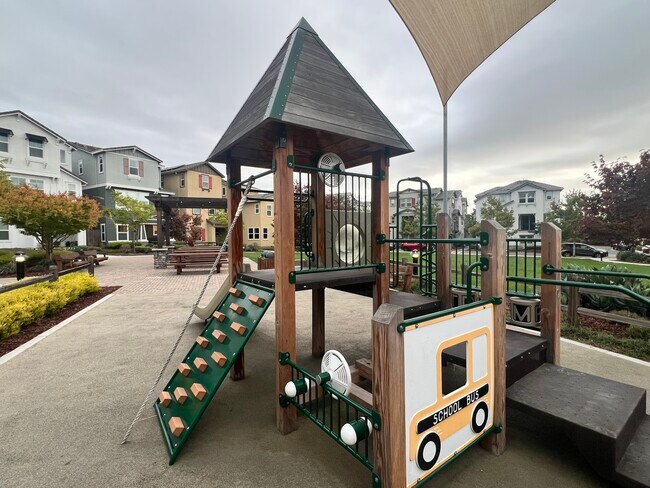 Building Photo - 24157 Amaranth Loop