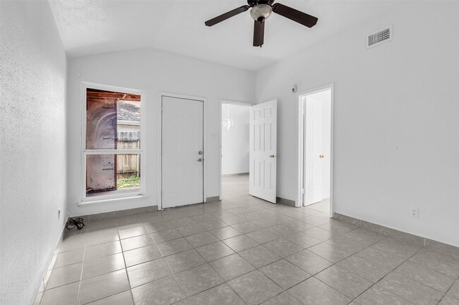 Building Photo - 7227 Greenyard Dr