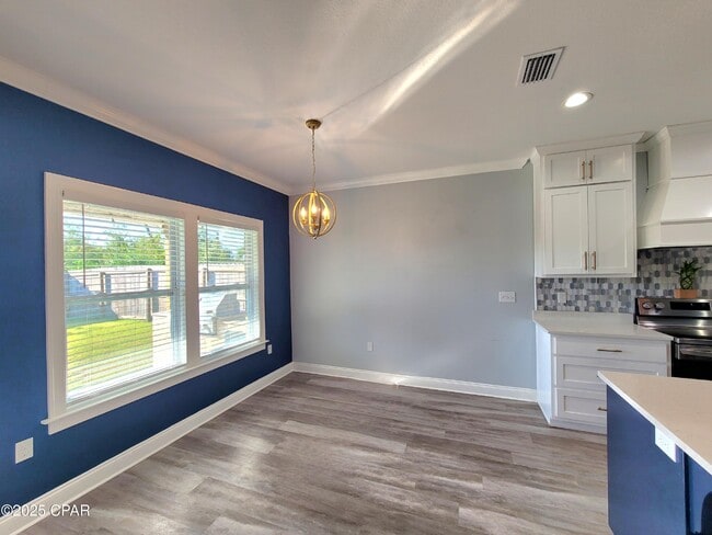 Building Photo - 2609 Outlaws Wy