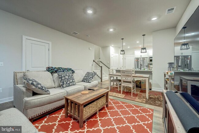 Building Photo - 20803 Wood Quay Dr