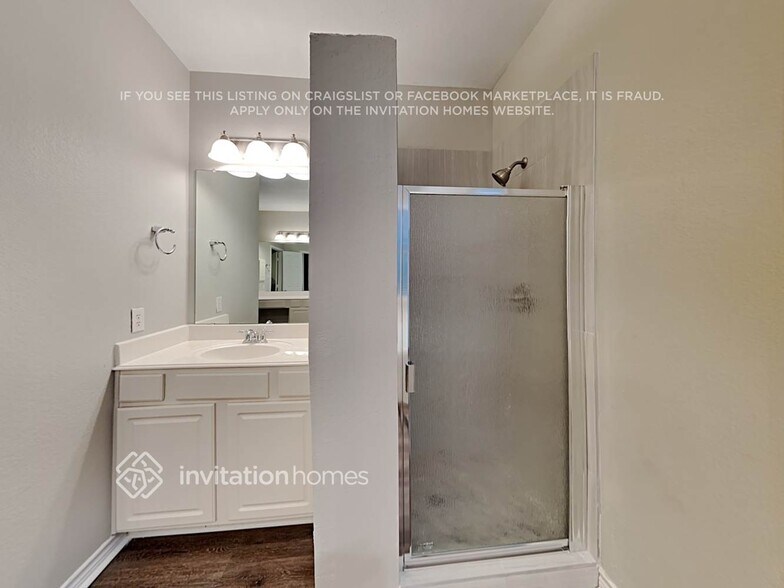 Building Photo - 1037 Shadybrook Ln