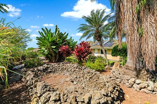 Building Photo - 75-5614-R Hienaloli Rd
