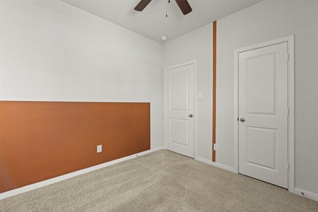 Building Photo - 11430 Amber Plns Dr