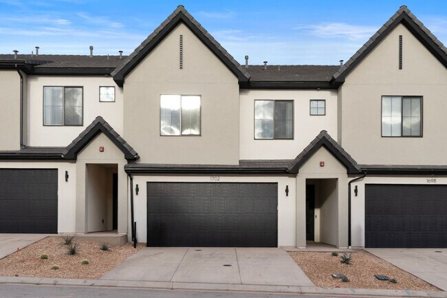 Building Photo - 1702 Ripple Rock Dr