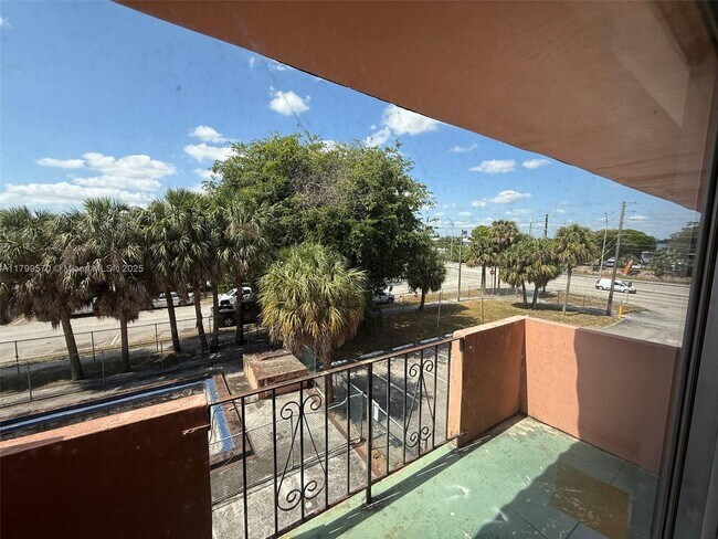 Building Photo - 17101 NW 57th Ave