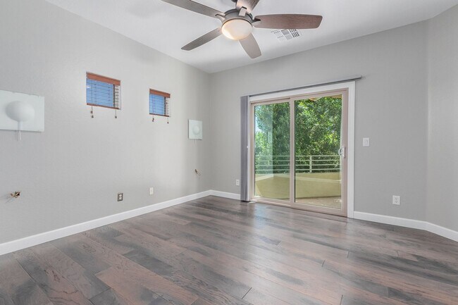 Building Photo - 7601 E Roosevelt St