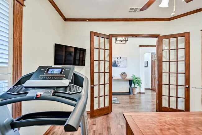 Building Photo - 811 Mallard Pointe Dr