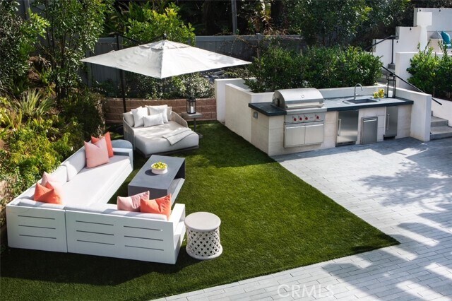 Building Photo - 27 N La Senda Dr