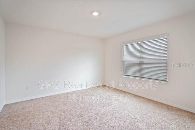 Building Photo - 739 Chinoy Rd