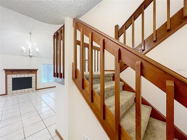 Building Photo - 4119 Waterview Loop