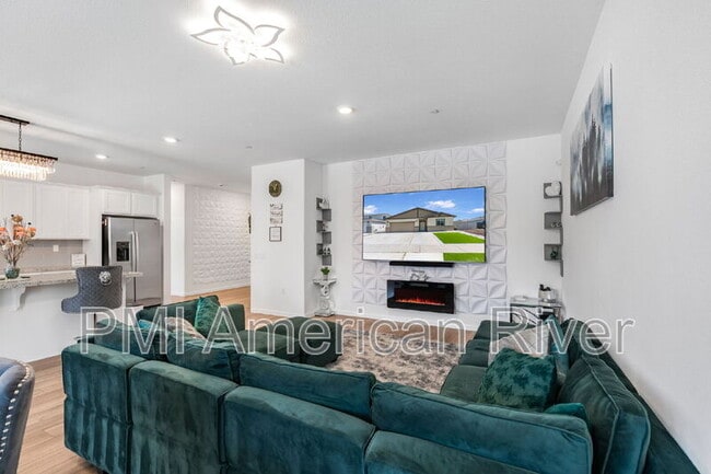 Building Photo - 1355 Dusty Maiden Dr