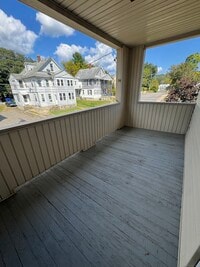 Building Photo - 52 Tracy Ave