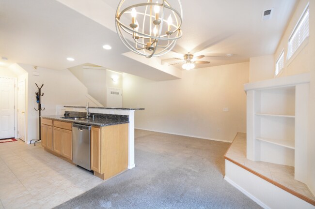 Building Photo - 1038 Cheyenne Blvd