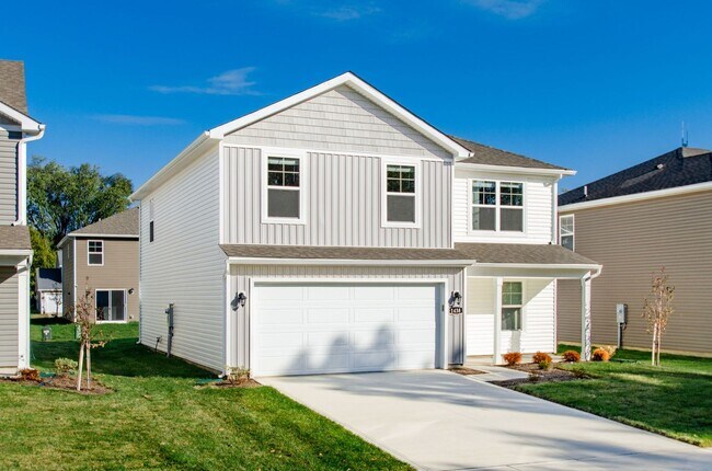 Building Photo - NEW Single Family Home in a Private Community!