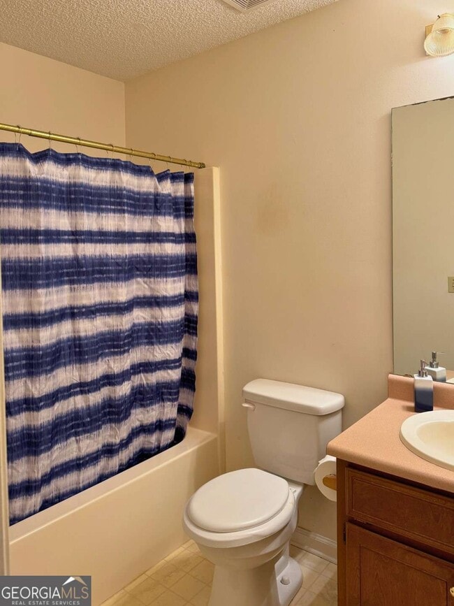 Building Photo - 110 Lake Crest Dr